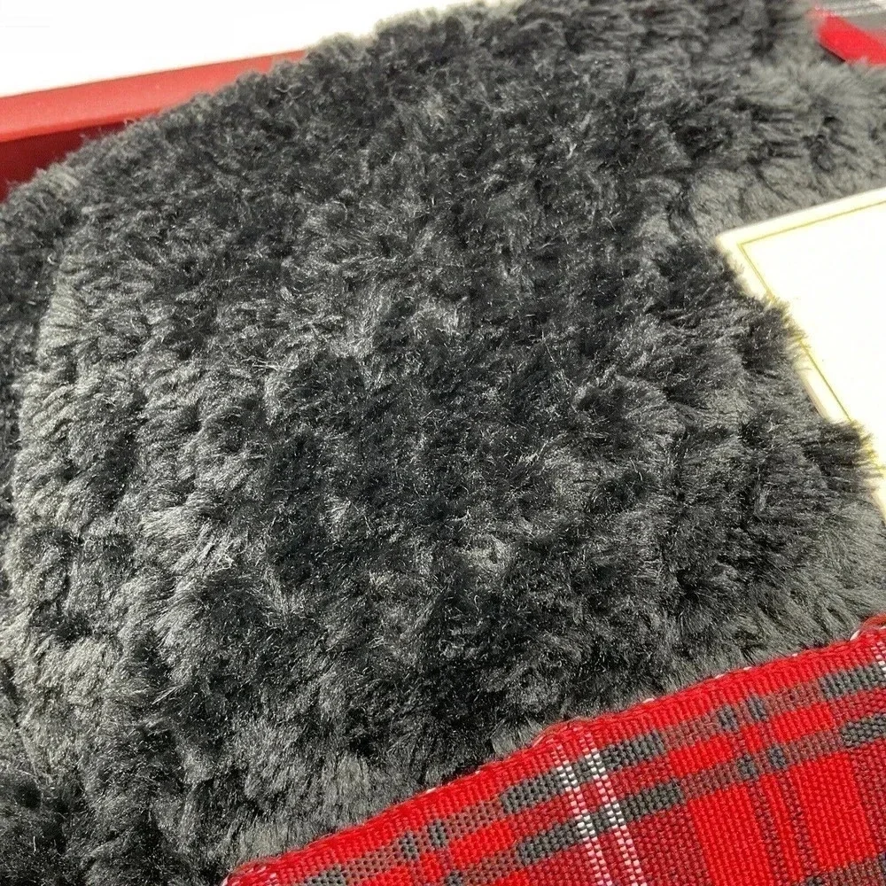 Fir & Fawn Home Black Velvet Plush King Size Pillow Case Set Eye Mask Cozy Gift
